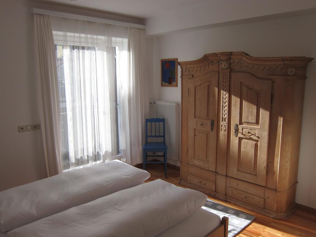 Appartement Dorfplatz シュルンス 部屋 写真